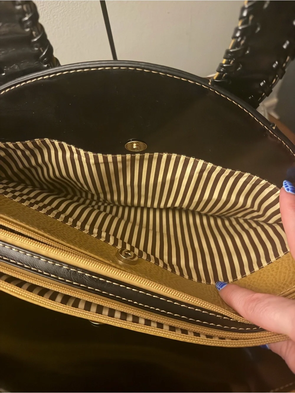 STUNNING Black & Mustard Statement Handbag